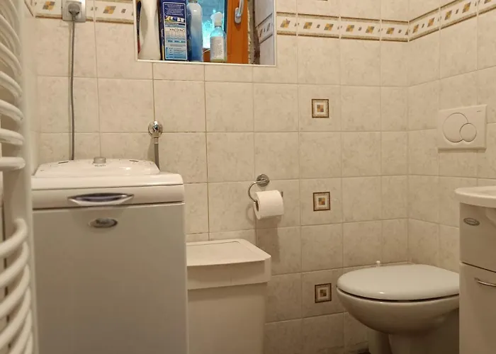 Hisa Vrhov Dol * Limbuš