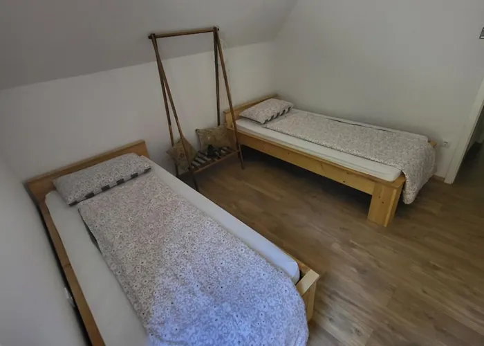 Feriehus Hisa Vrhov Dol *